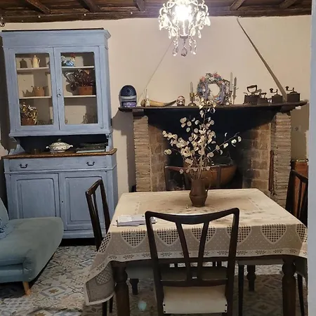 La Casa Nella Roccia Colline Umbre *
