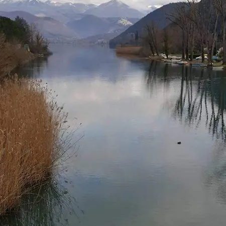 La Casa Nella Roccia Colline Umbre Cecalocco
