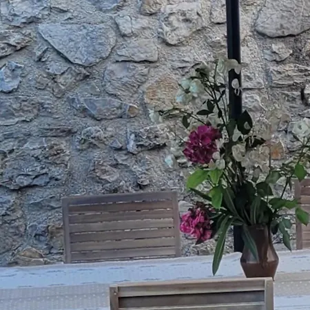 La Casa Nella Roccia Colline Umbre Σαλέ *