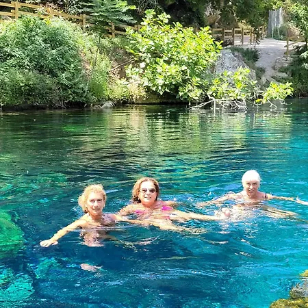 La Casa Nella Roccia Colline Umbre شاليه *