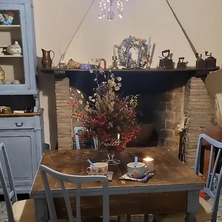 شاليه La Casa Nella Roccia Colline Umbre *